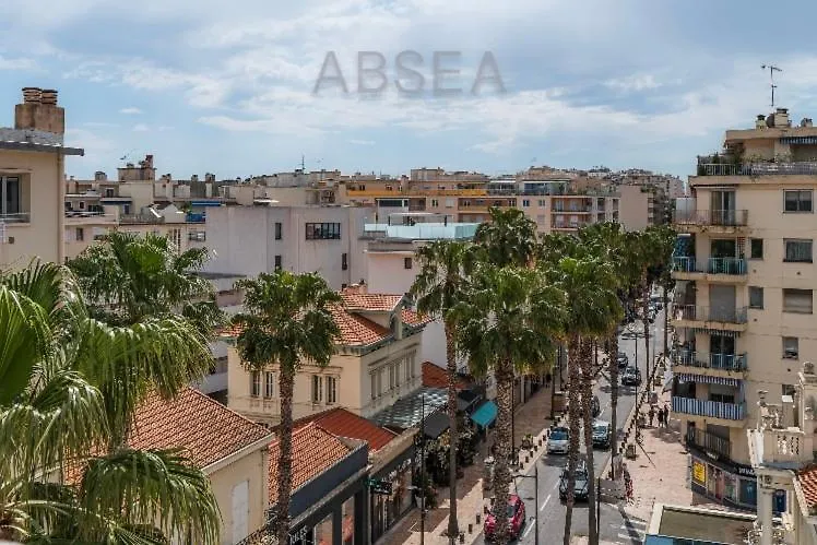 Antibes Centre Dernier Etage 아파트