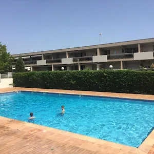 30m2 With Pool, Parking And A Garden Appartement